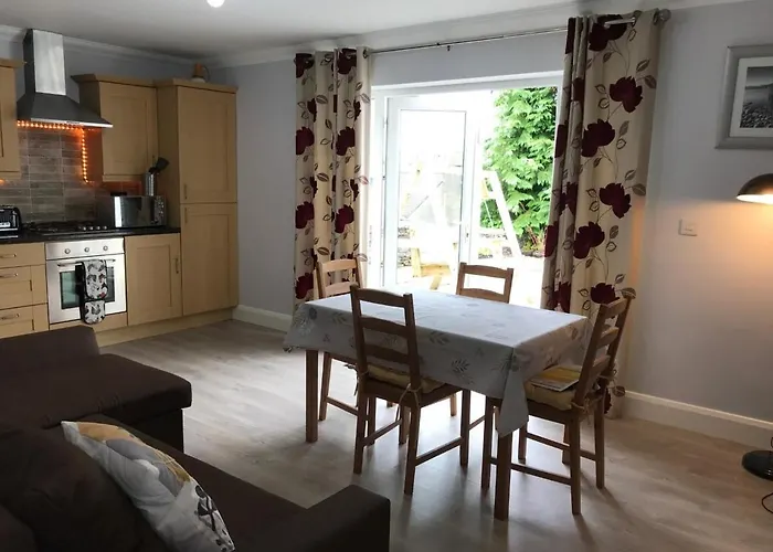 Carney Apartman Ardara